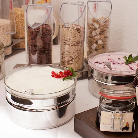 Traube Ruedesheim Готель Рюдесгайм-ам-Райн