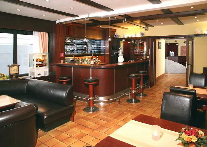 Hotel Traube Ruedesheim 4*